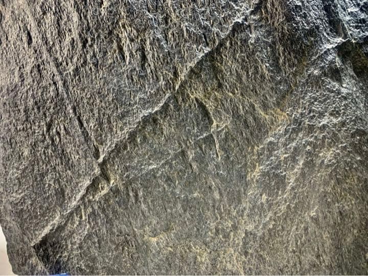 2424 若桜三倉石 硯屏石 ウブ  横33×高26(cm) 7.26kg