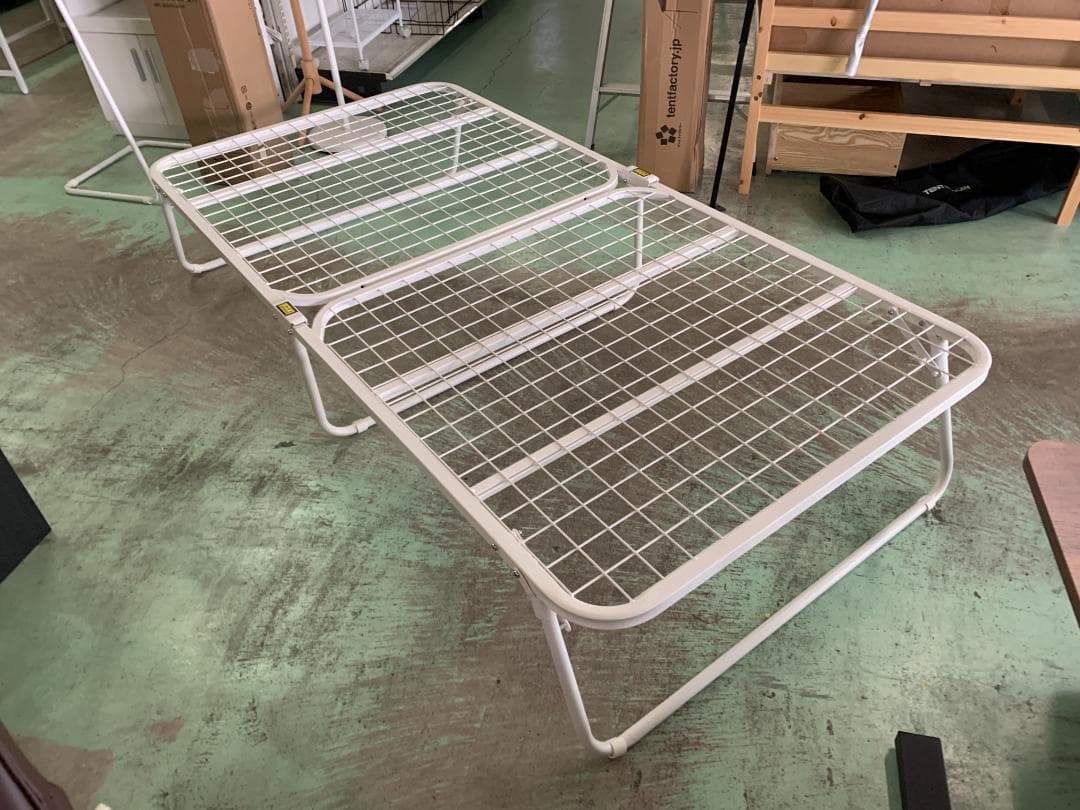 ベッド 折り畳みベッド 【完成品】シングル 耐荷重200kg ベッドフレーム