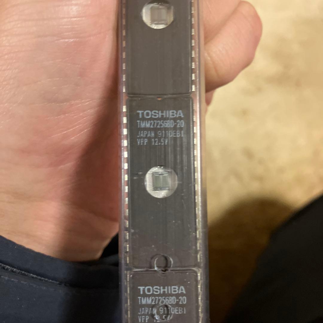 【新品】EP-ROM TOSHIBA TMM27256BD-2Q