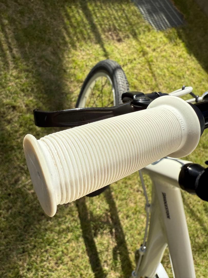 美品❗️ブリヂストン レベナ　子供用自転車　18インチ　世田谷区　ライト付き