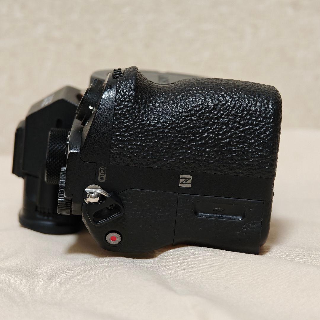 Sony ソニー α7R II（ILCE-7RM2）ボディ　本体　ミラーレス一眼