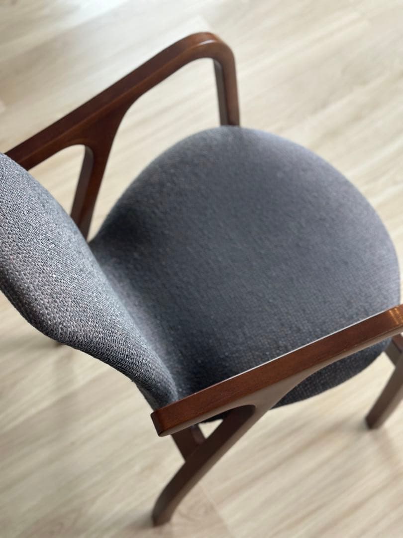 【天童木工】アントラー アームチェア ダイニングチェア　チーク×ダークグレー