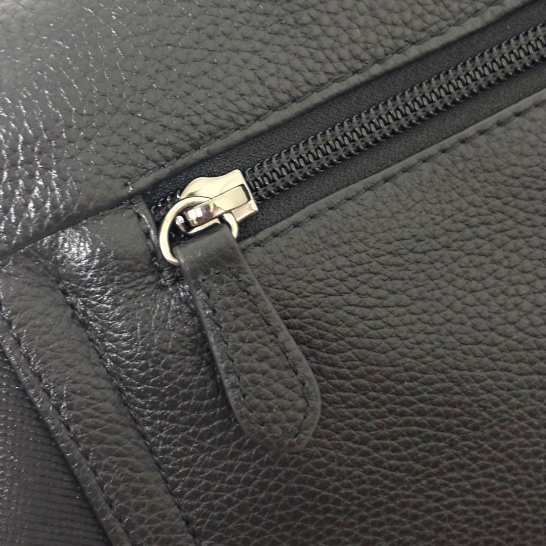 美品 イアパピヨネ ワイドテープショルダーバッグ ダルメシアン ボディバッグ