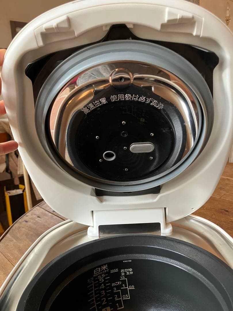 【2025年度製】TIGER 炊飯器 本土鍋5.5合炊き　土鍋圧力IH 炊きたて