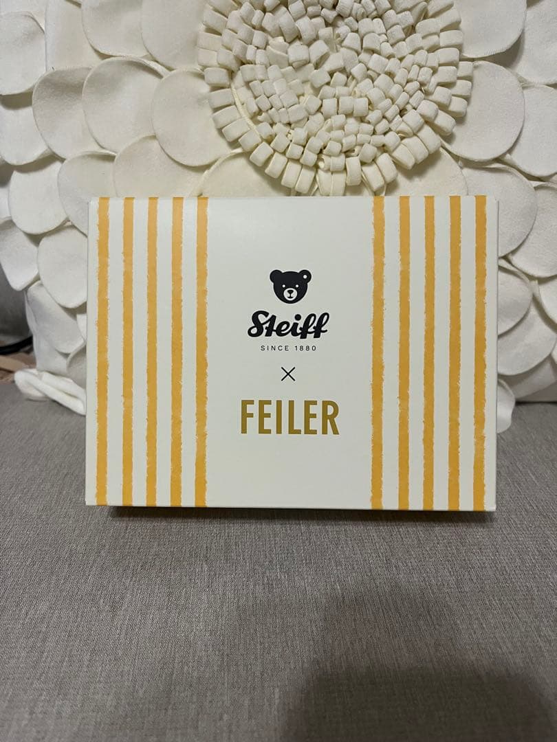 フェイラーハンカチ、ぬいぐるみキーホルダー　シュタイフコラボ