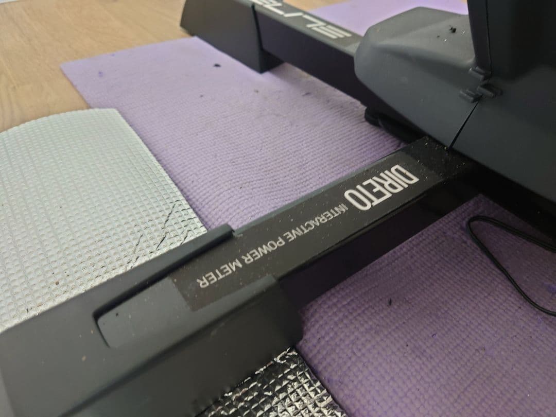 Elite Direto　スマートローラー　固定