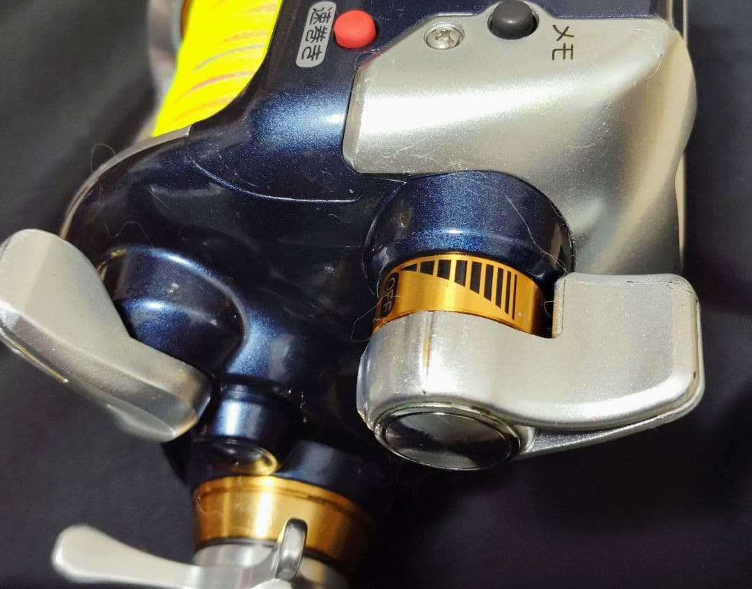 miｅ出品　シマノ電動リール電動丸ビーストマスター3000