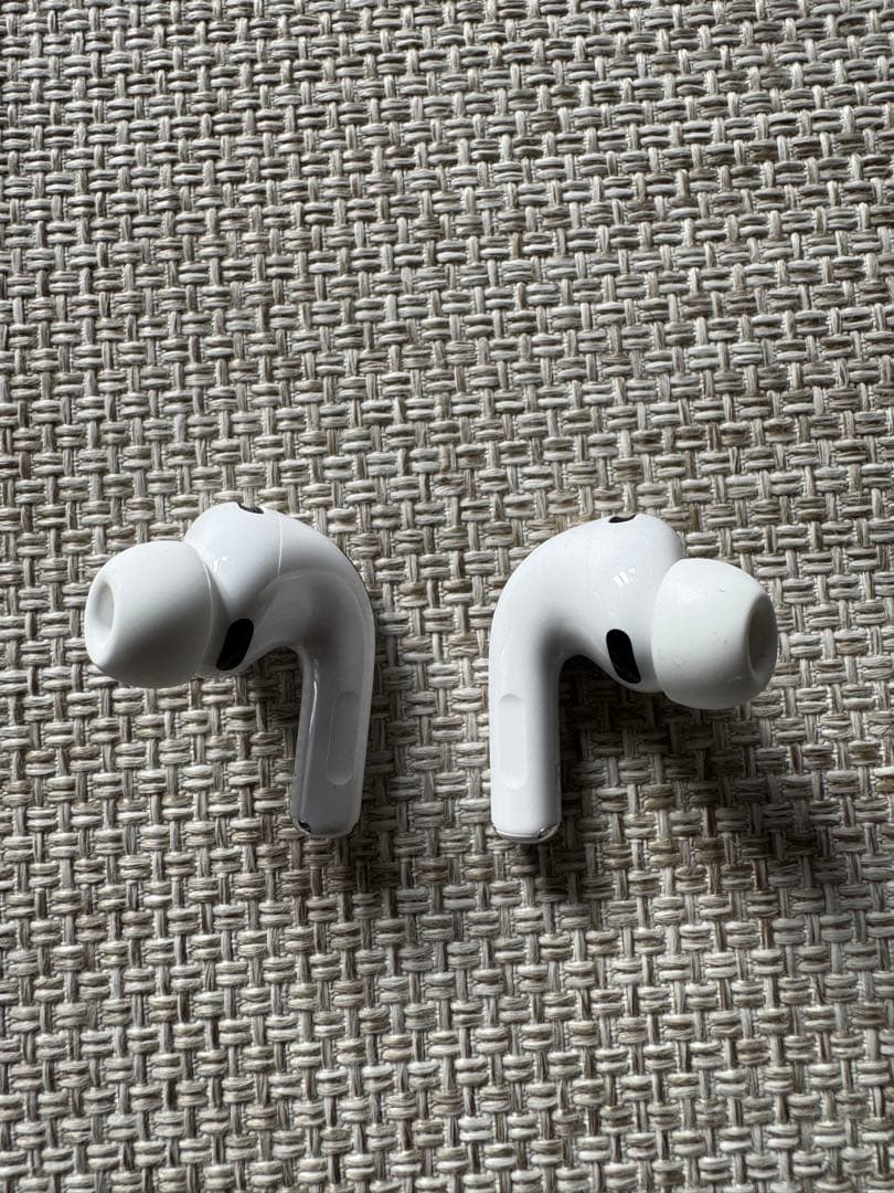 ほぼ新品 Apple AirPods Pro 3