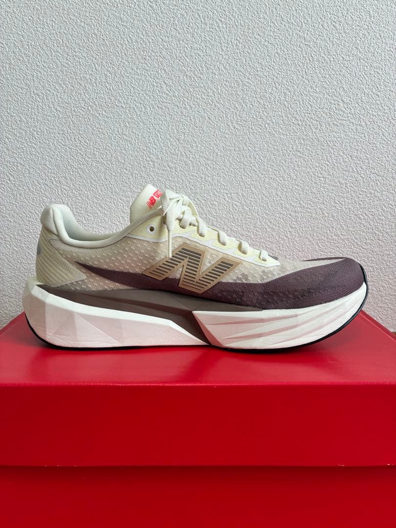 NewBalance Fuelcell Revel v5 26.5cm ワイズD