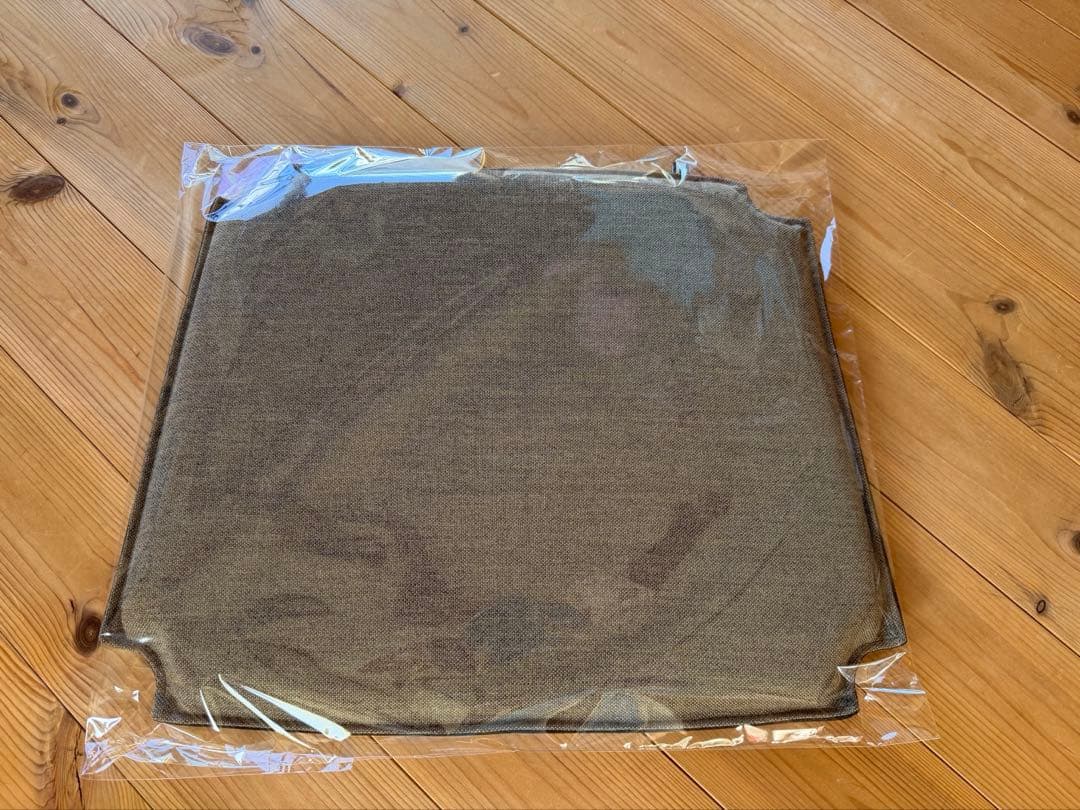 Yチェアシートクッション　CONNECT