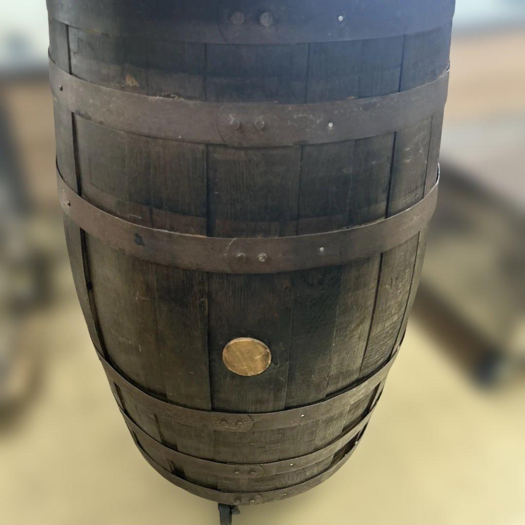 6667①木製古樽 バレルテーブル 直径約80㎝ 高さ約103㎝ キャスター付き