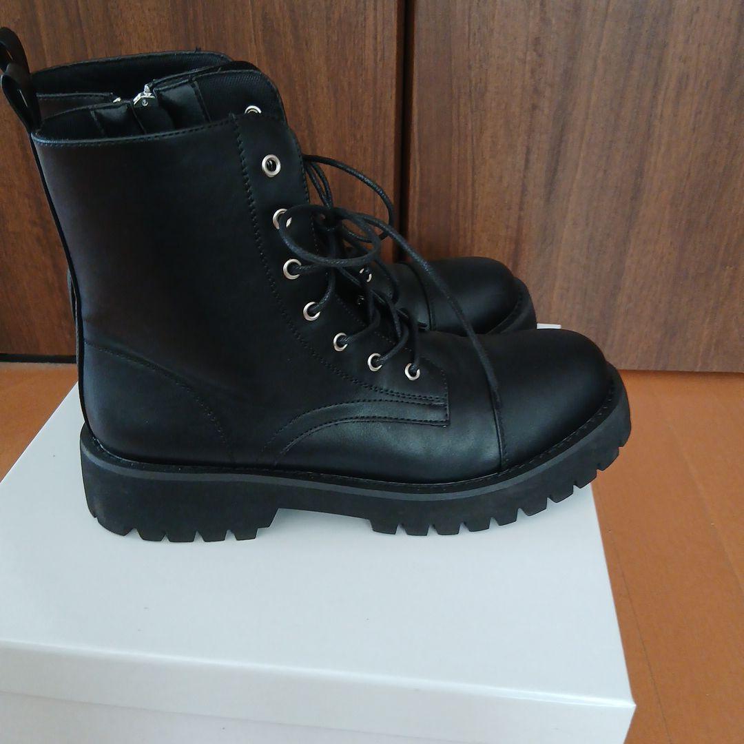 ブラック レースアップ ワークブーツ