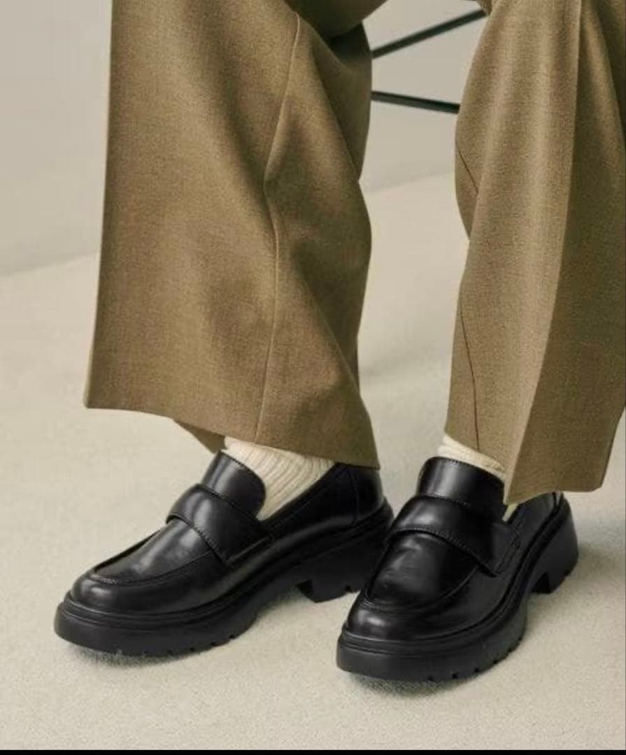 さち。美品！ BEAUTY&YOUTH／レザーライク ローファー 晴雨兼用