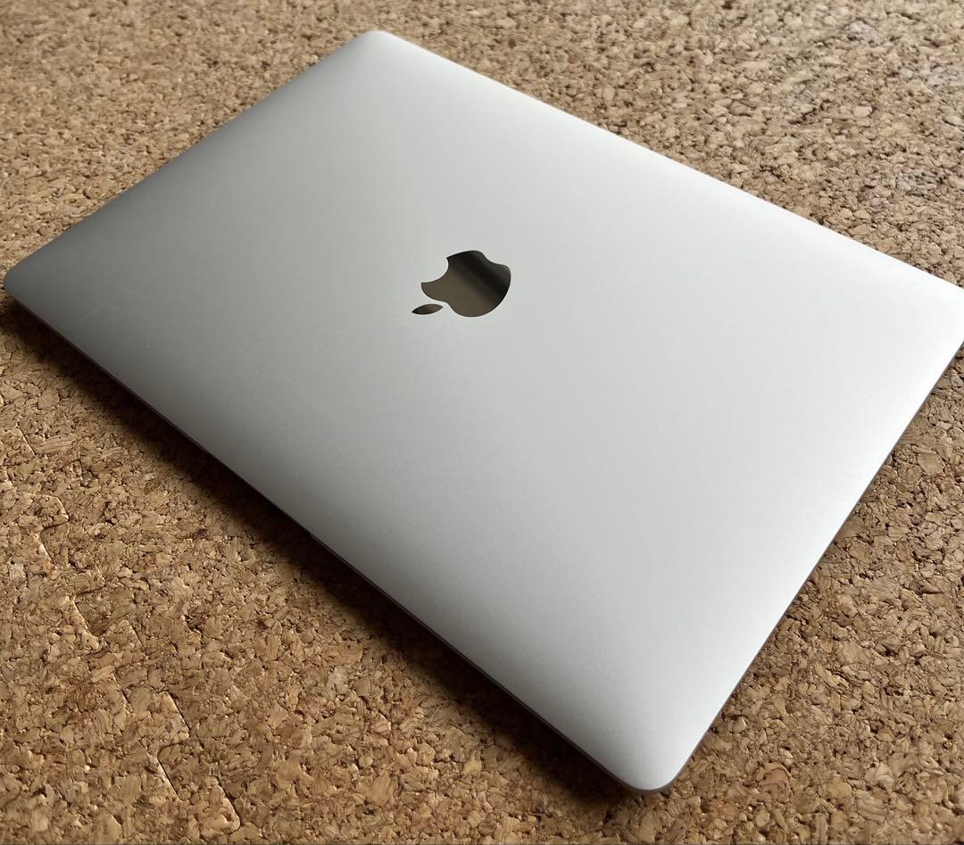 【極美品】MacBook Air 13インチ2019 16GB 1TB
