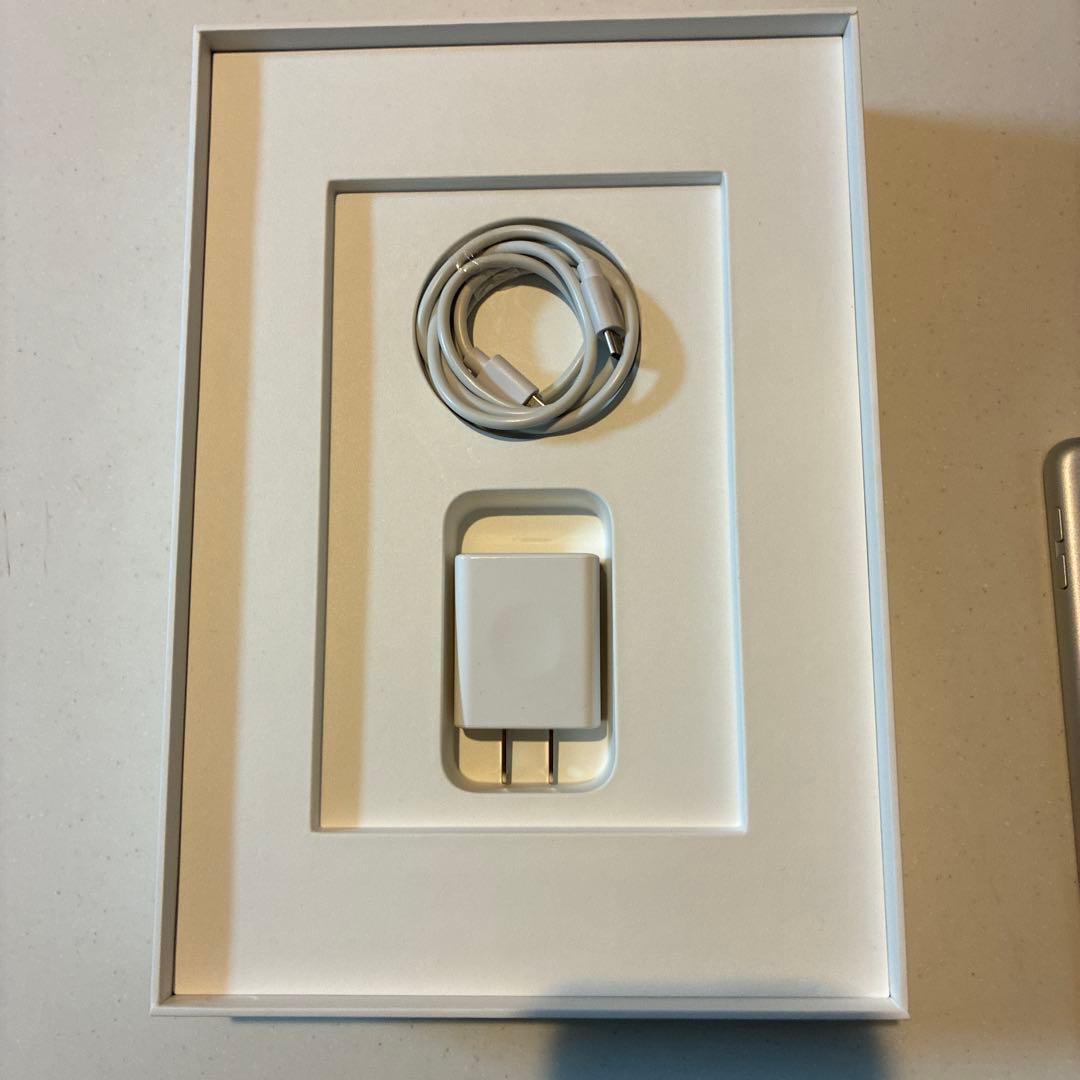 Apple iPad (第9世代) Wi-Fi 64GB