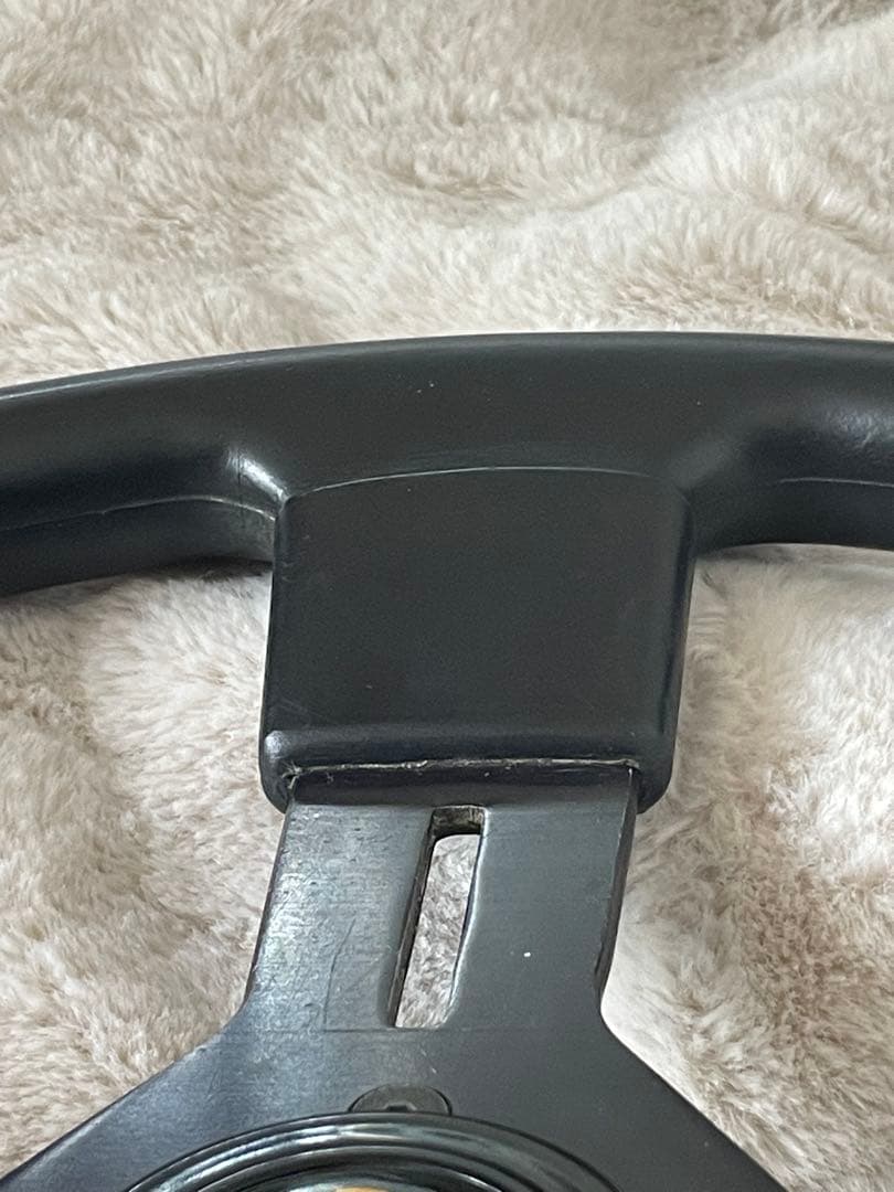 MOMO steering wheel racing model イタリア製