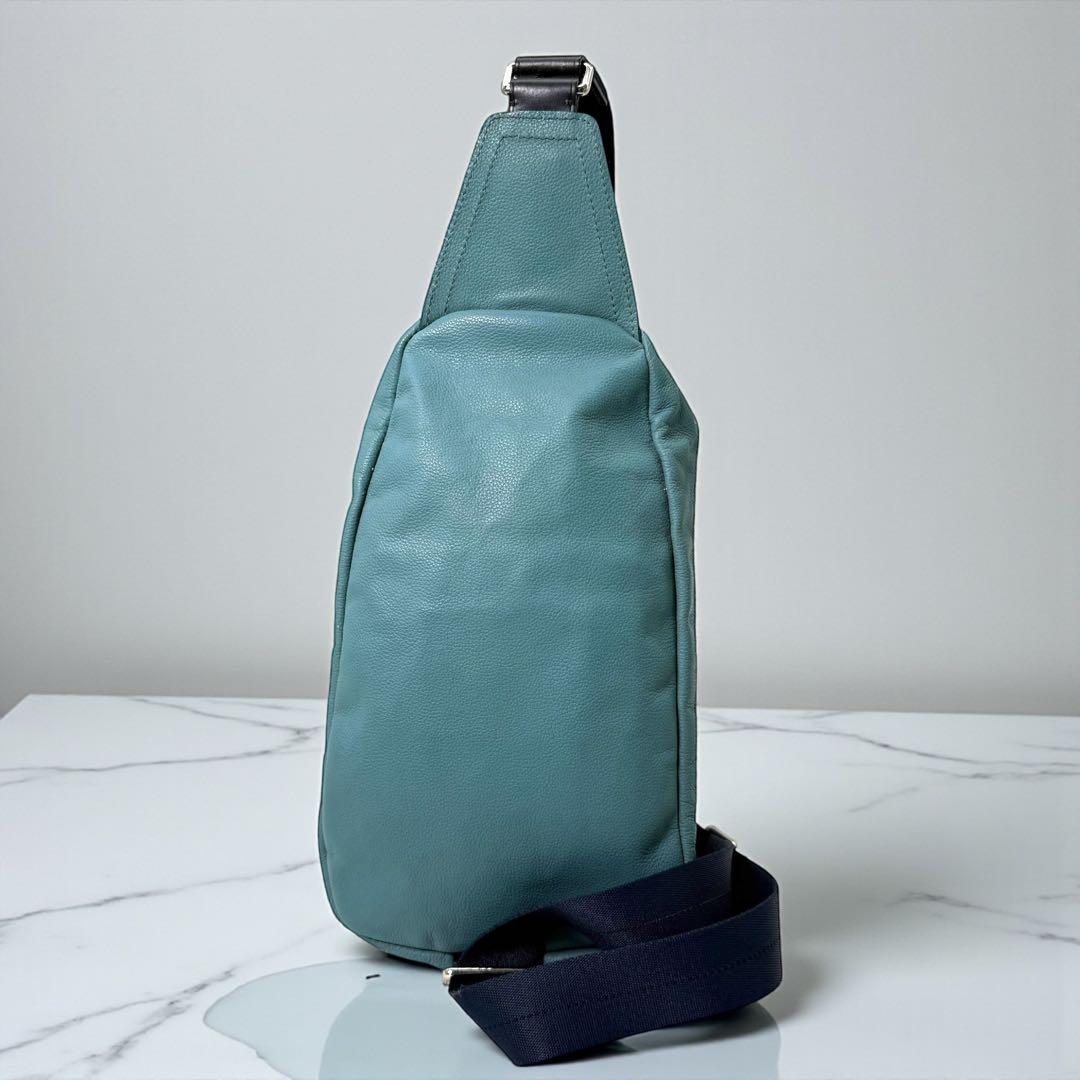 ✨希少色✨コーチ ボディバッグ トンプソン スリングバッグ クロスボディーレザー