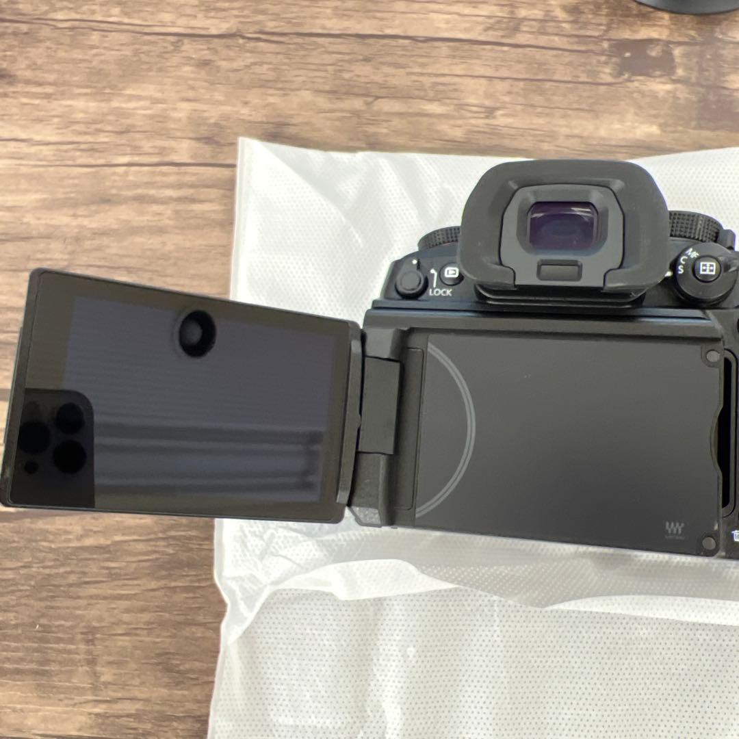 12672 LUMIX GH7 ミラーレスカメラ　panasonic