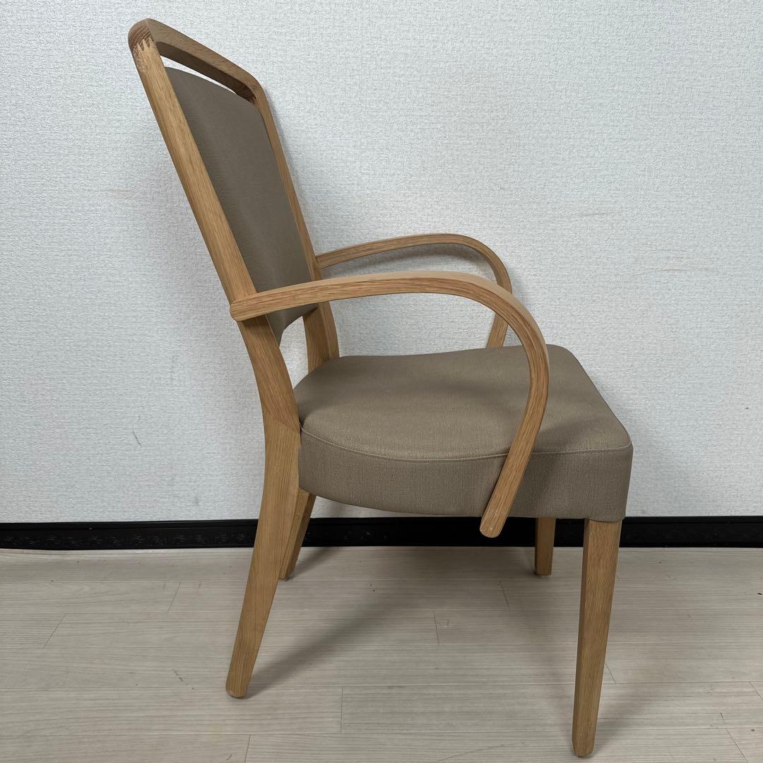 カリモク 軽量 ダイニングチェア アームチェア CT83モデル 23年製 i4※