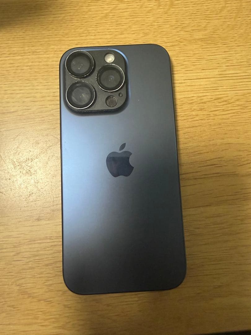 津*田様 Apple iPhone 15 Pro スペースブラック 本体【バッテ