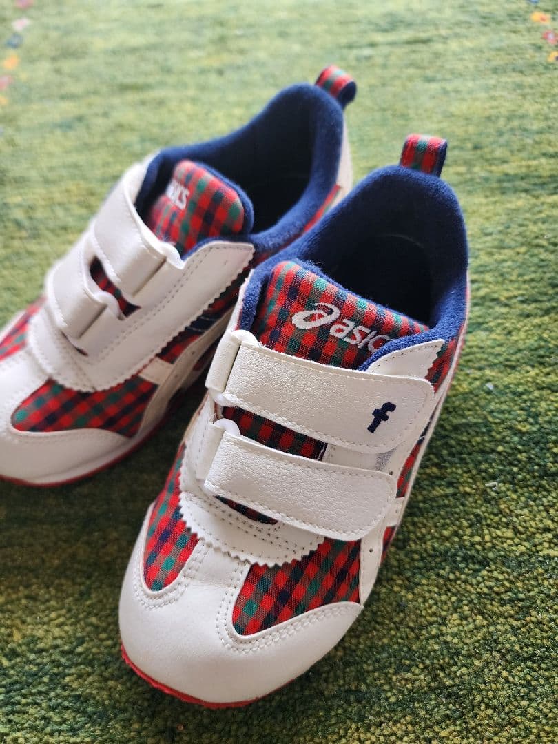 現行品　美品　ファミリア　スニーカー アシックス × familiar　17.5