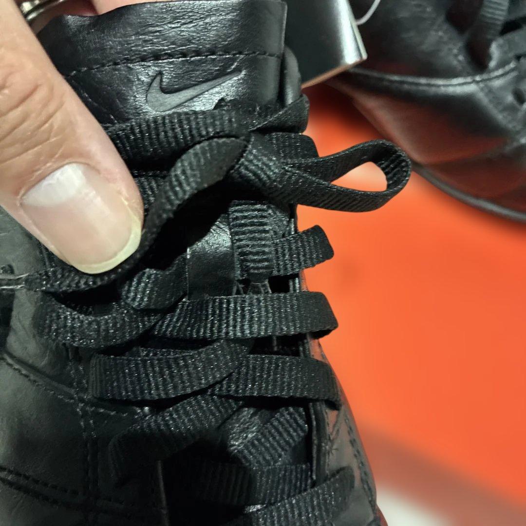 ロナウジーニョ　ストリート　スニーカー