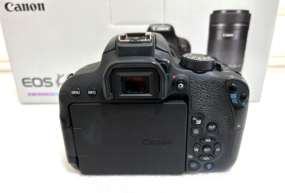 Canon EOSkiss X9i ダブルズームキット