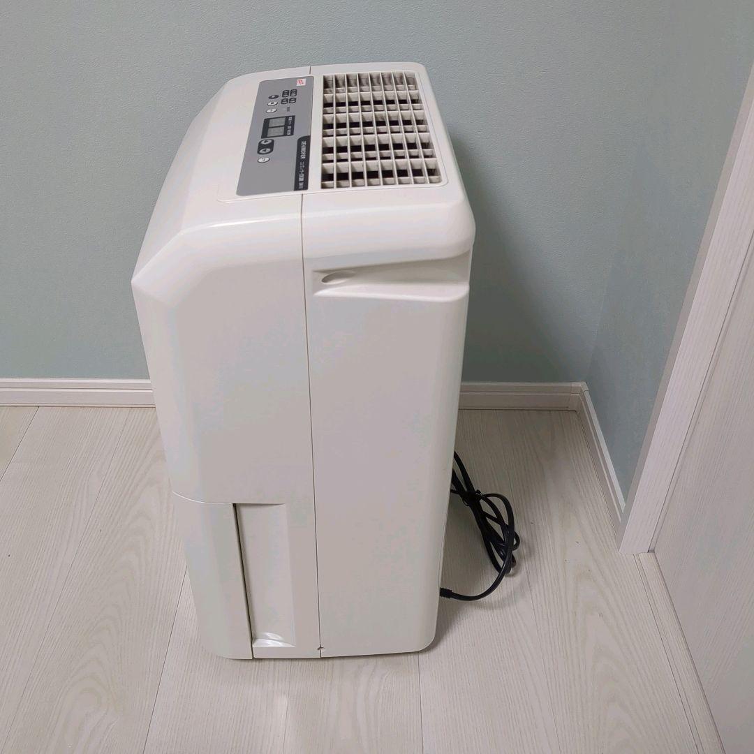 ナカトミ　コンプレッサー式　除湿機　DM-10