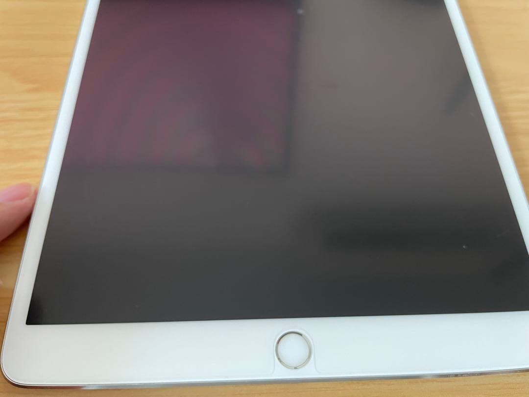 iPad Pro 10.5インチ Wi-Fi 256GB MPF02J/A