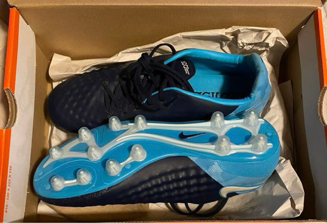 ナイキ マジスタオーパス 2 HG-E 26.5