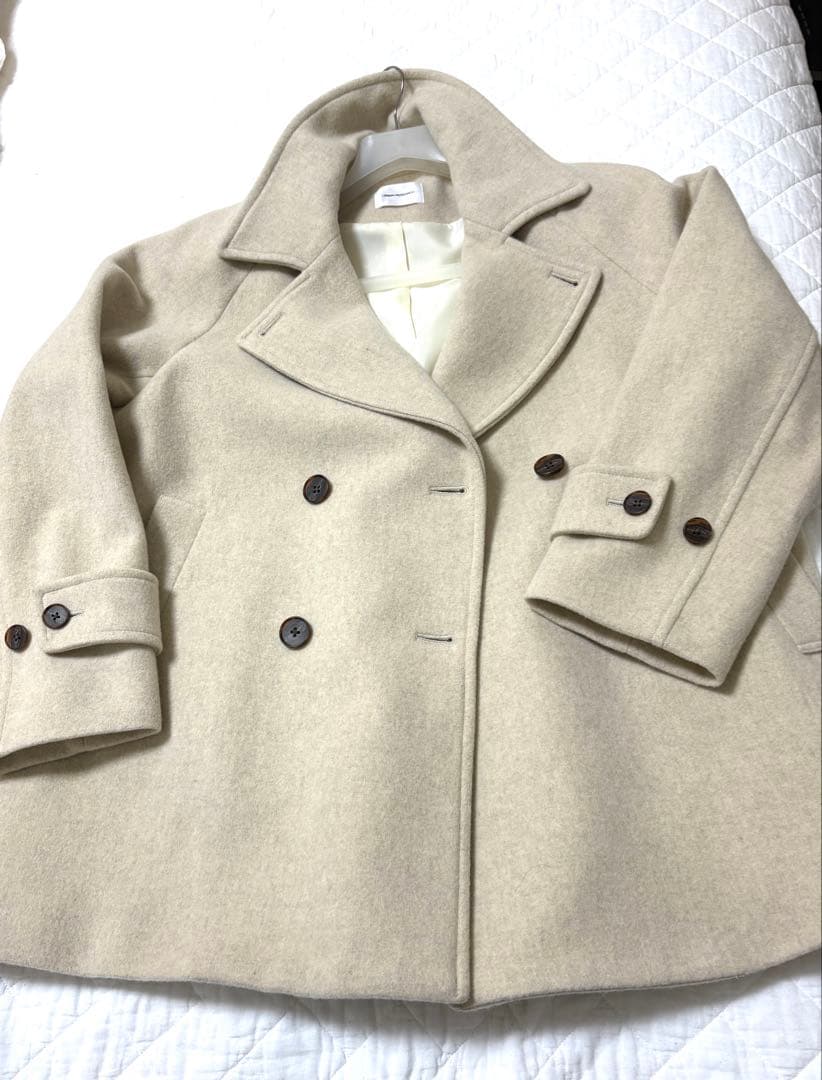 ウール100% アーバンリサーチ ハーフコート