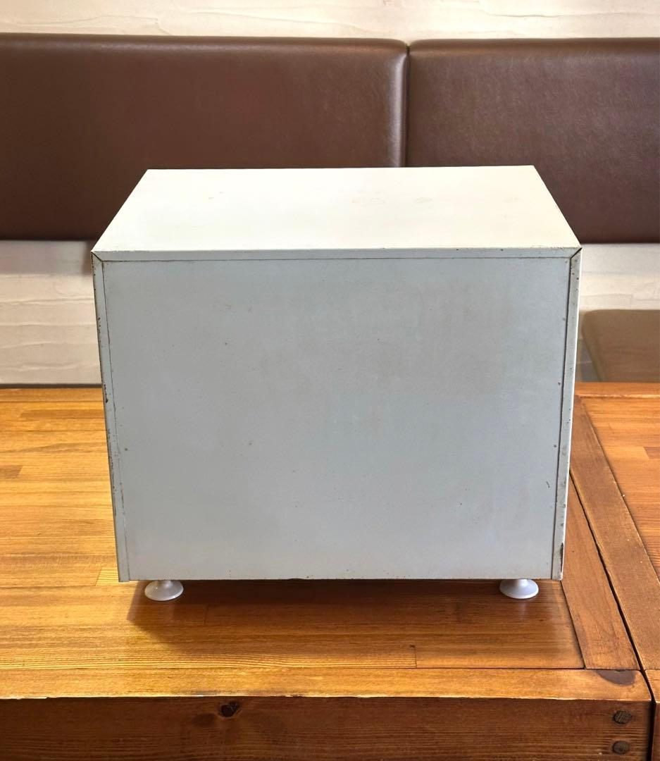 レトロポップ　スチールキャビネット　レターケース　引き出し　脚付き　書類棚