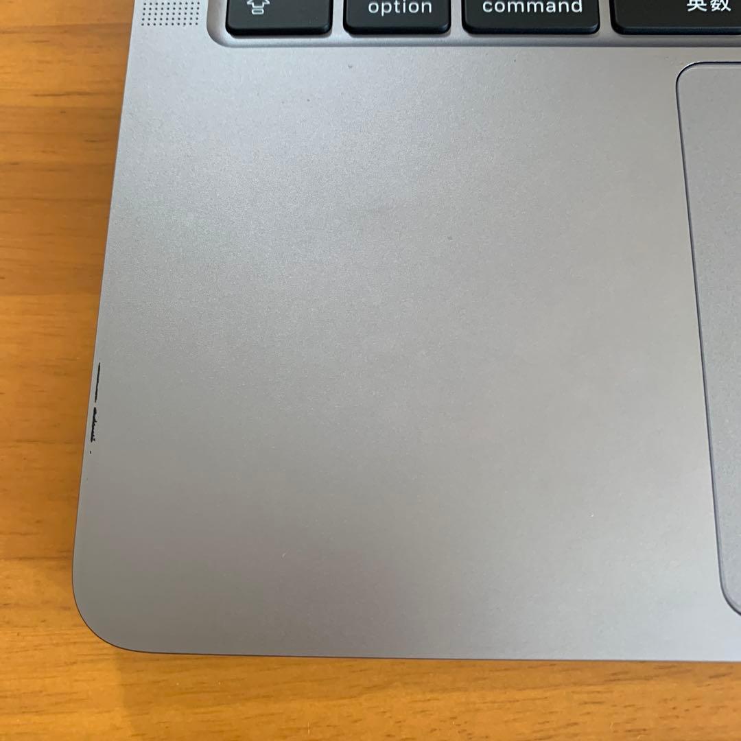 MacBook pro 2020 13インチ　8GB 256GB SSD