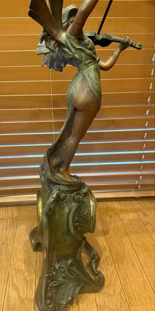 アンティーク　ブロンズ　アールヌーボー　銅像　置き時計