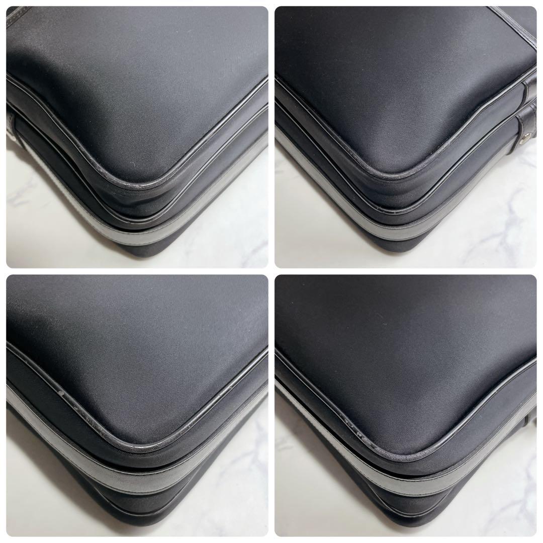 美品✨BURBERRY ショルダーバッグ 二層 ナイロン レザー ノバチェック