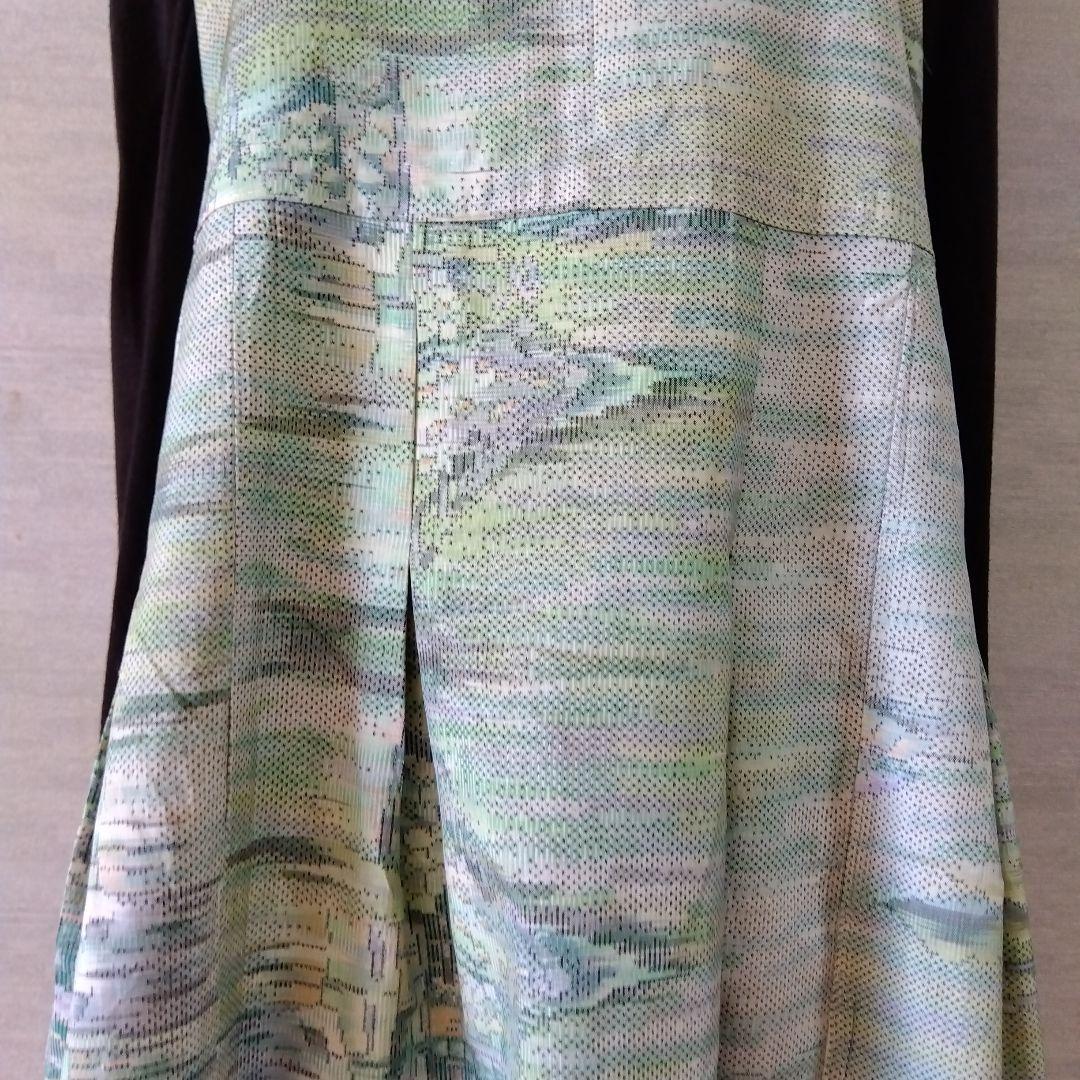 2026J014 着物リメイク　淡いグリーン系の大島紬　ジャンパースカート