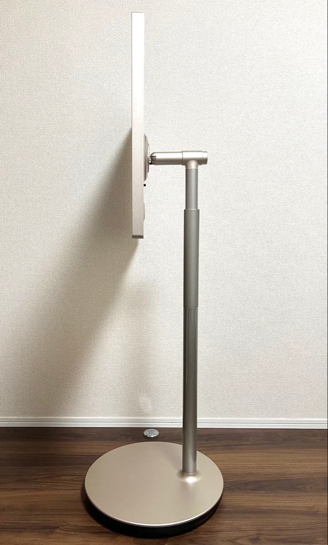 【美品】Adget 32型 4K タッチスクリーンモニター スタンド型 移動式