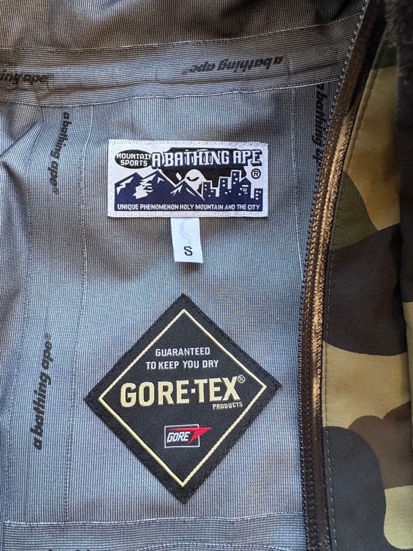 A BATHING APE カモフラージュジャケット S スキー　スノボ1st