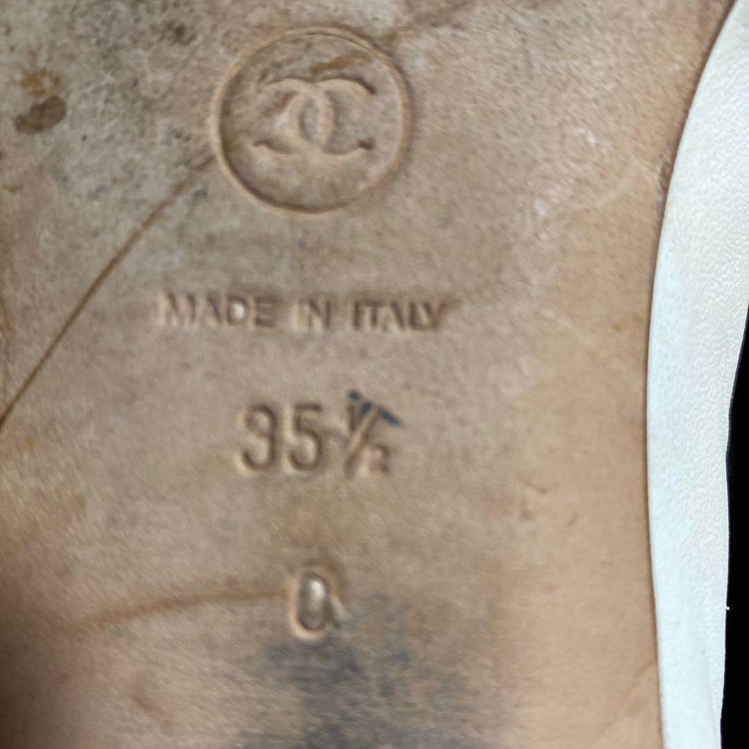 CHANEL アイボリー・ゴールド バレエシューズ