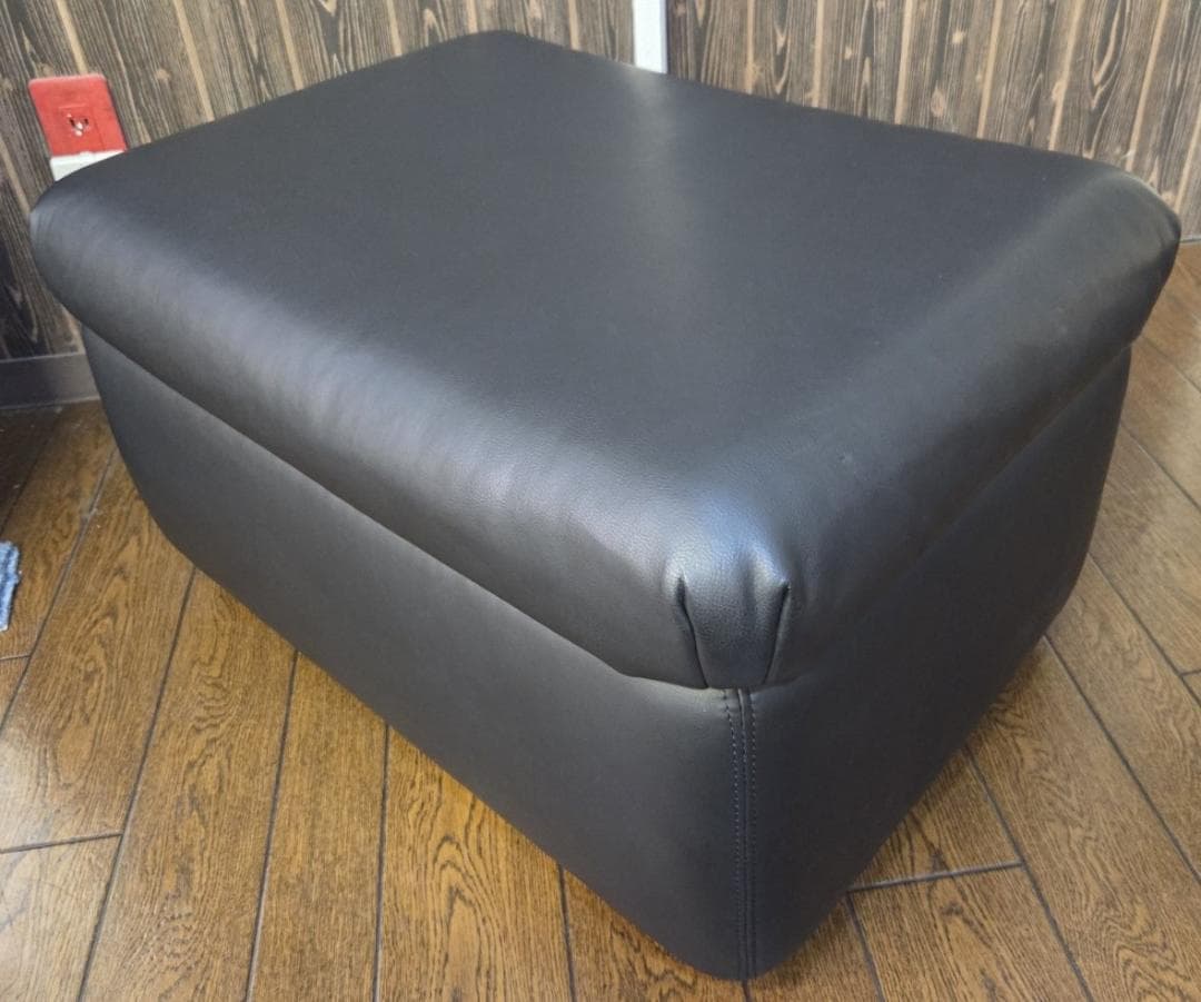 〈日本フクラ〉スツール Ｎ103-17 黒 ビニールレザー 現状渡し