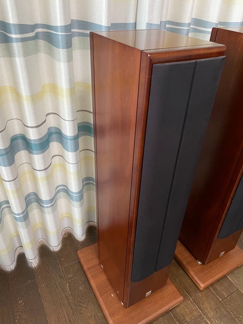 Vienna Acoustics Bach Grand バッハグランド