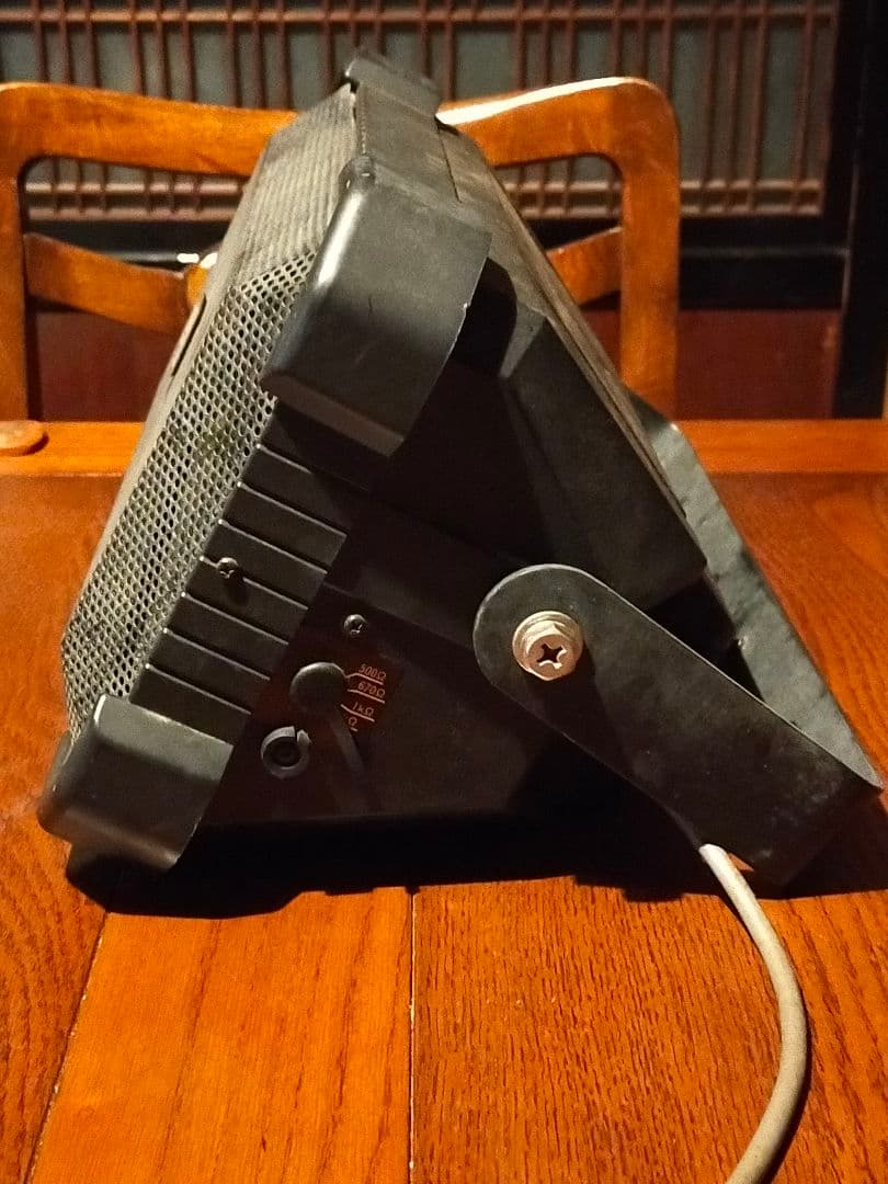 スピーカー・ウーファー TOA SPEAKER SYSTEM model BS-20W