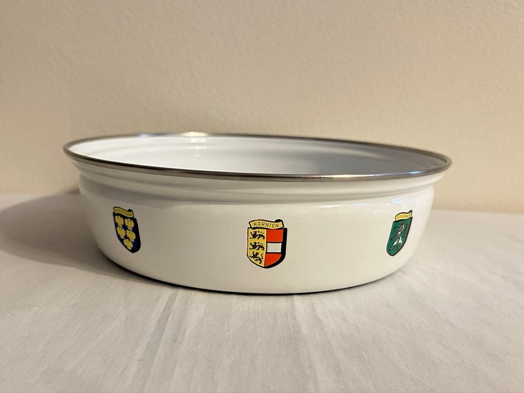 ヴィンテージ　Austria email蓋付きホーロー鍋