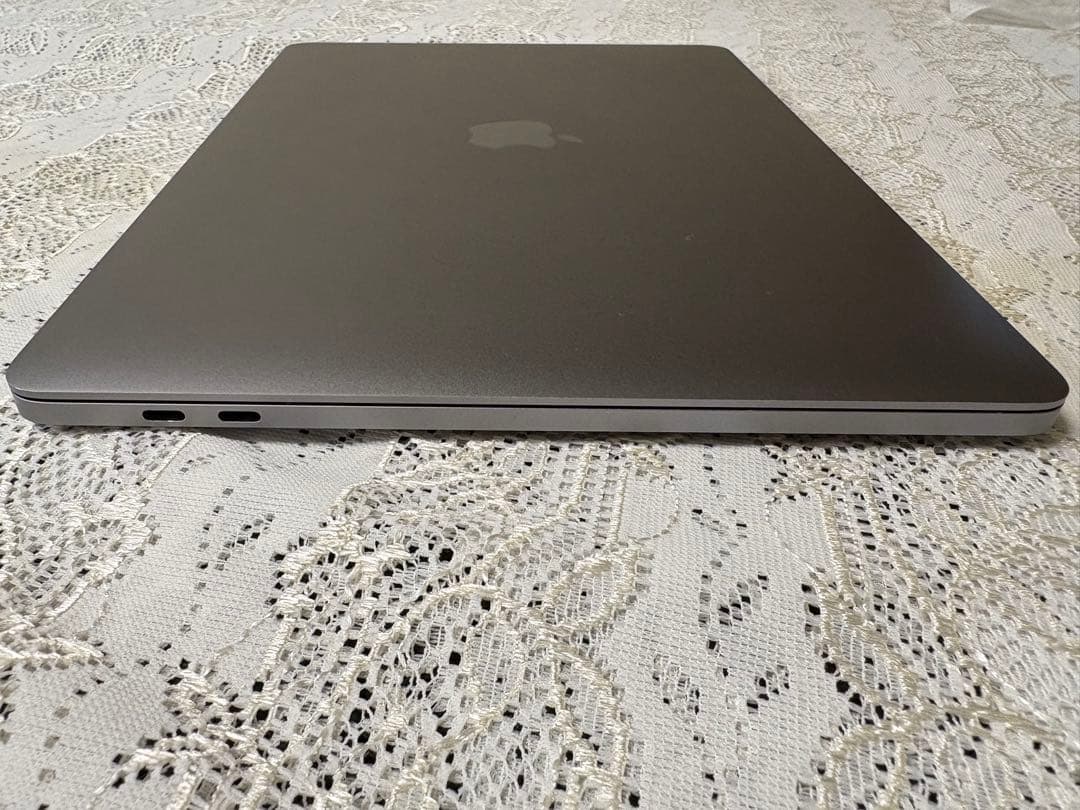 Apple MacBook Pro 13インチ 2019 8GB/512GB