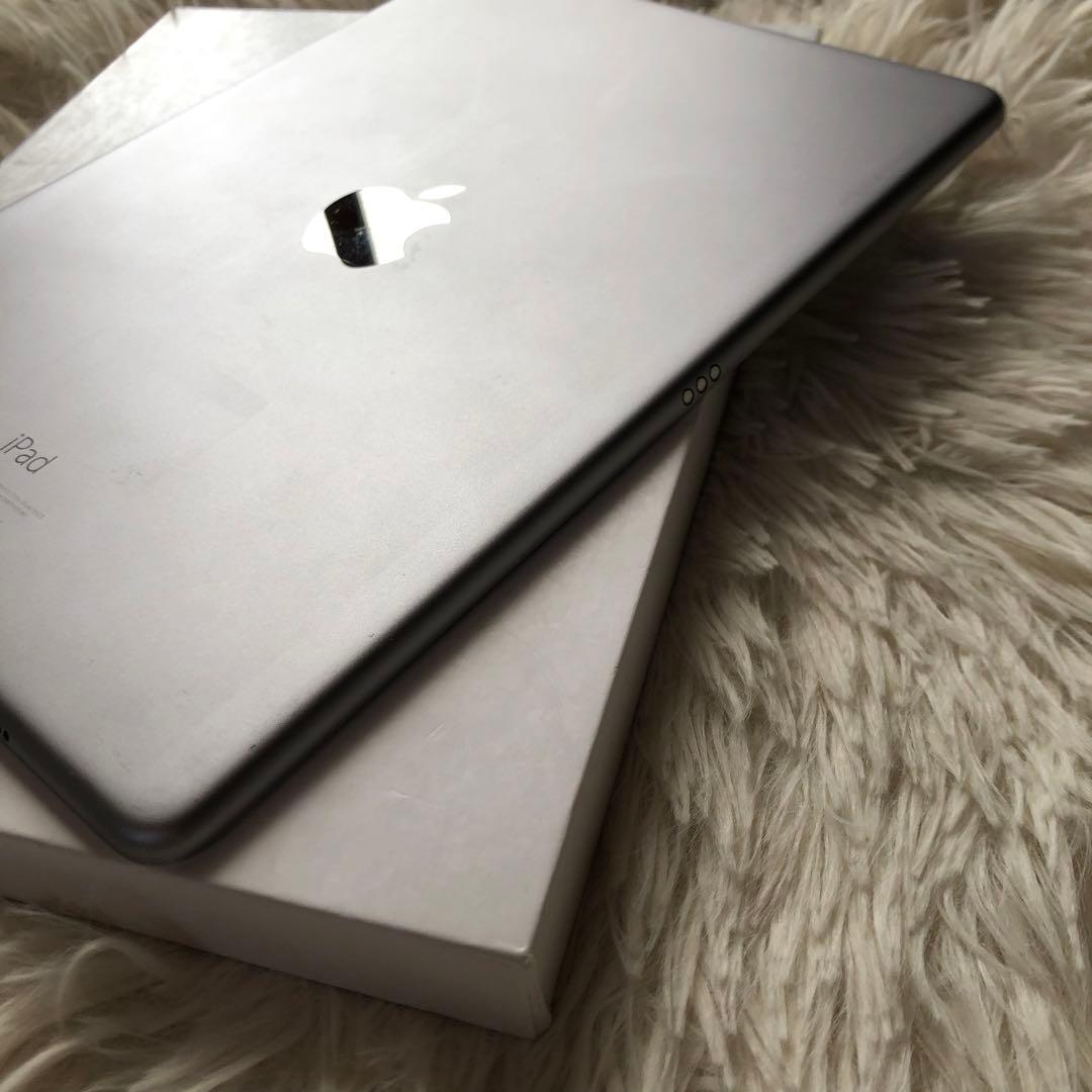 【完動品】iPad Pro 9.7 128GB 【すぐ発送】