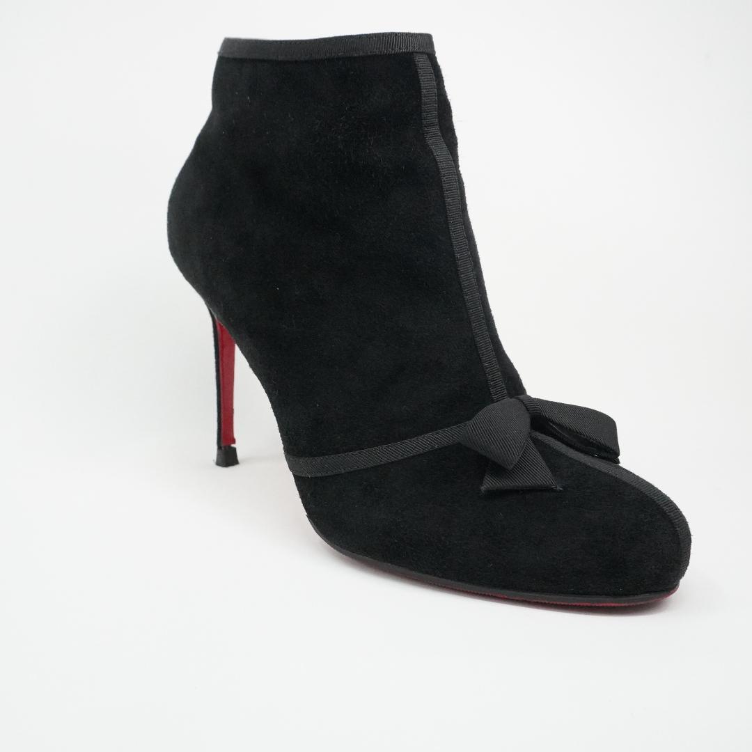 ルブタン 23cm 黒スエードリボン付きブーティ バレンタインデー最適