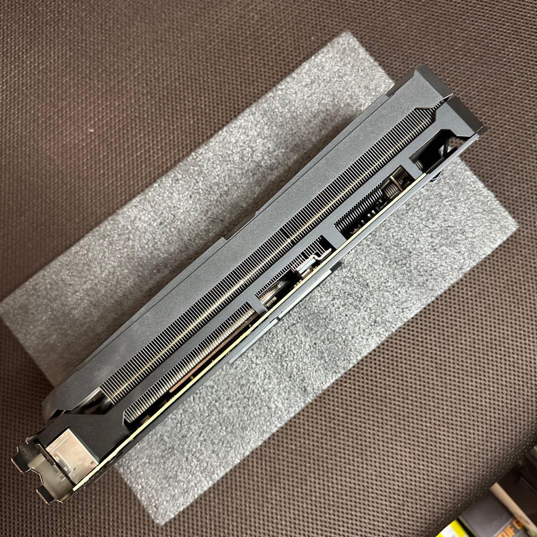 グラフィックボード・グラボ・ビデオカード ASUS ROG STRIX GeForce RTX 3070 Ti