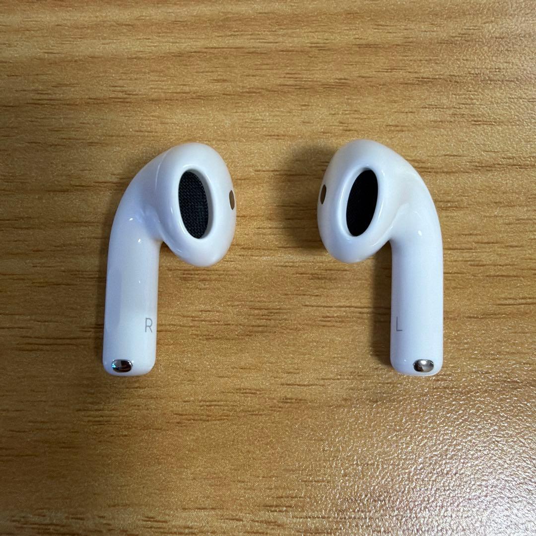 AirPods 4（ノイズキャンセリング）