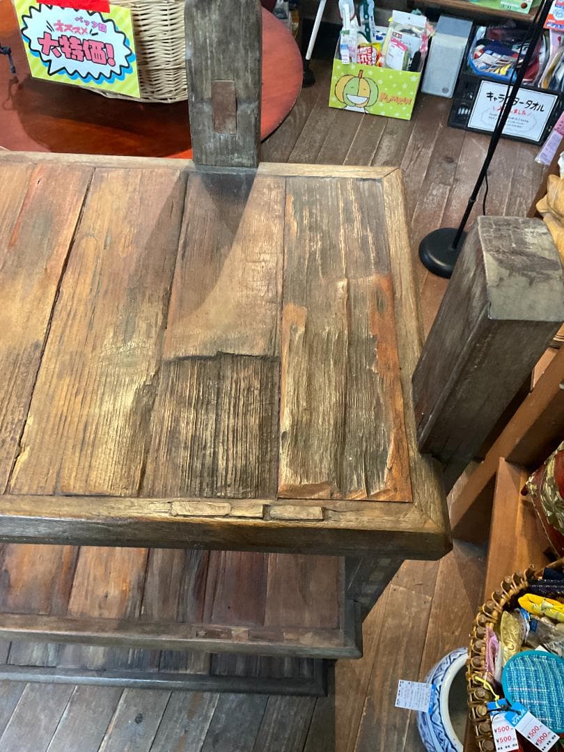 アジアン家具 飾り棚 木製 無垢材 ビンテージ　レトロ ウッドラック