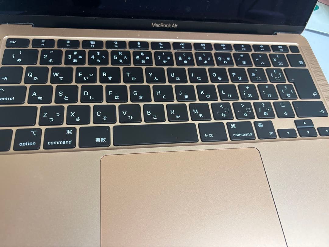MacBook Air ゴールド